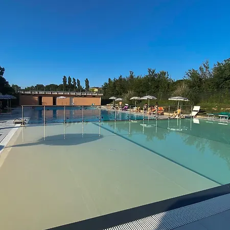 La Chiusa Apartment *